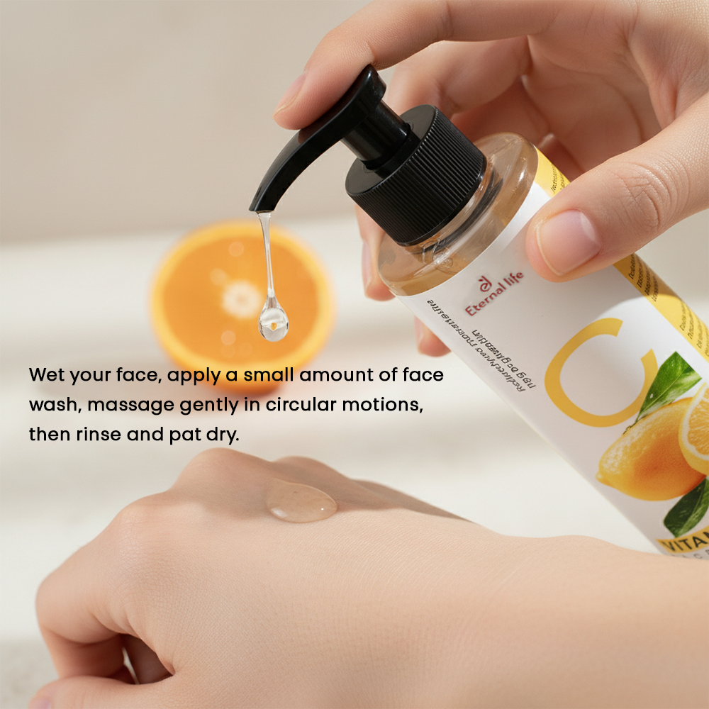 चमक के लिए इटरनल लाइफ आयुर्वेद विटामिन सी फेस वॉश